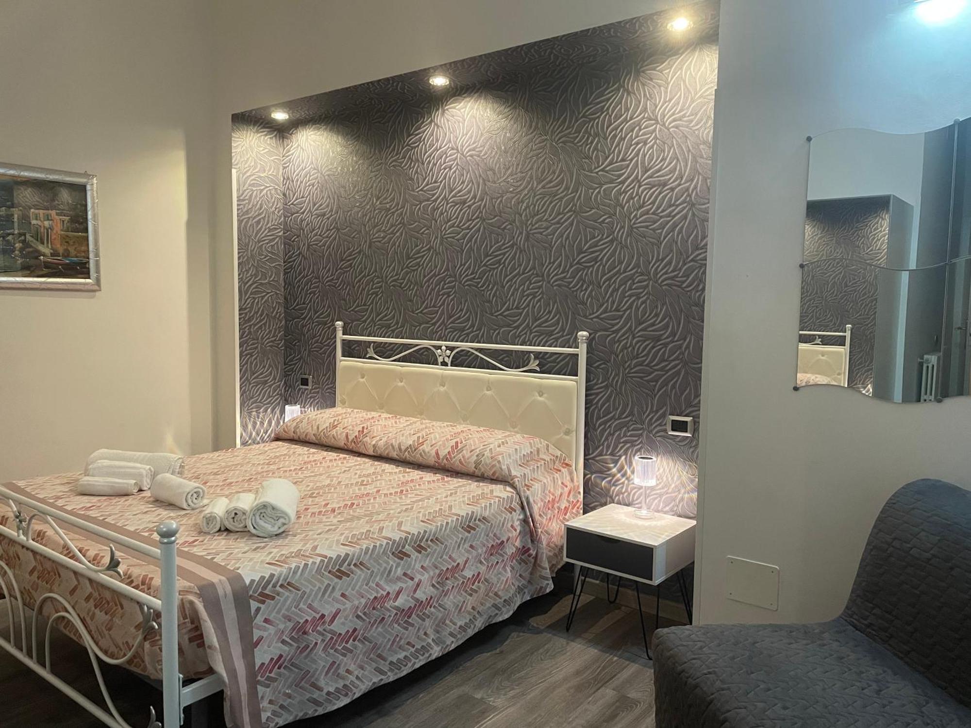 B&B Plebiscito central suite Napoli Esterno foto