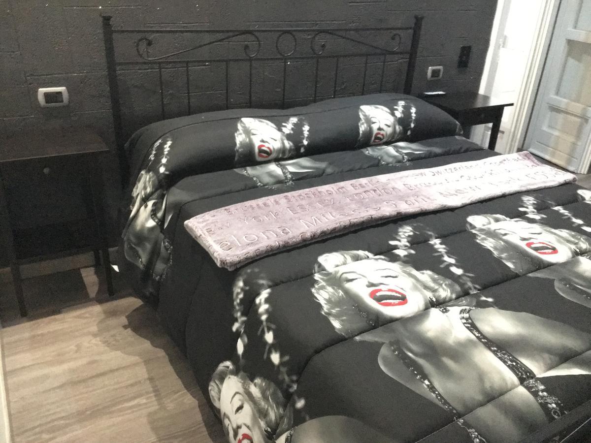 B&B Plebiscito central suite Napoli Esterno foto